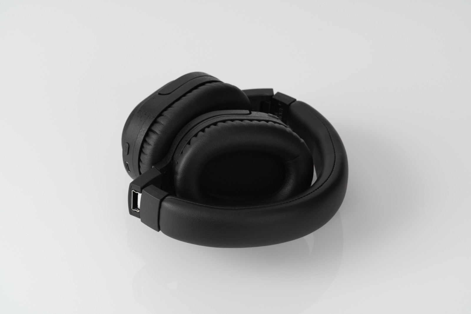 Auditorium Final UX3000 SV Over Ear Kopfhörer 215459 - 9