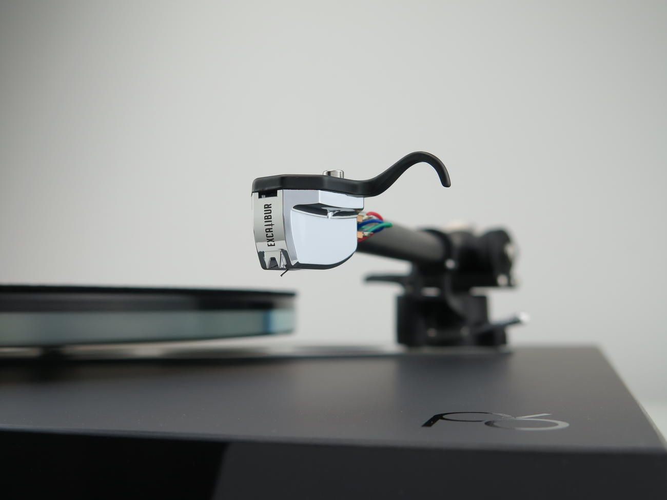 Auditorium Rega Planar 8, Tonarm RB 880 inkl. NEO PSU, Excalibur Platinum 290530 - 2