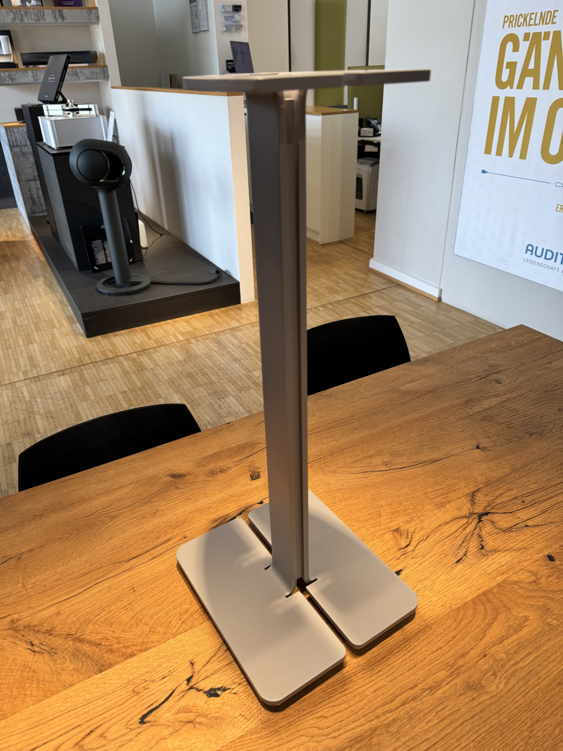 Auditorium Piega Stand 300 silber 218698 - 1