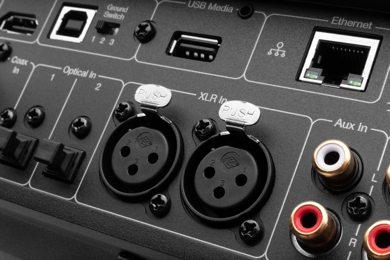 Auditorium Cambridge Audio Evo 150 DeLorean Edition Vollverstärker 204082 - 10