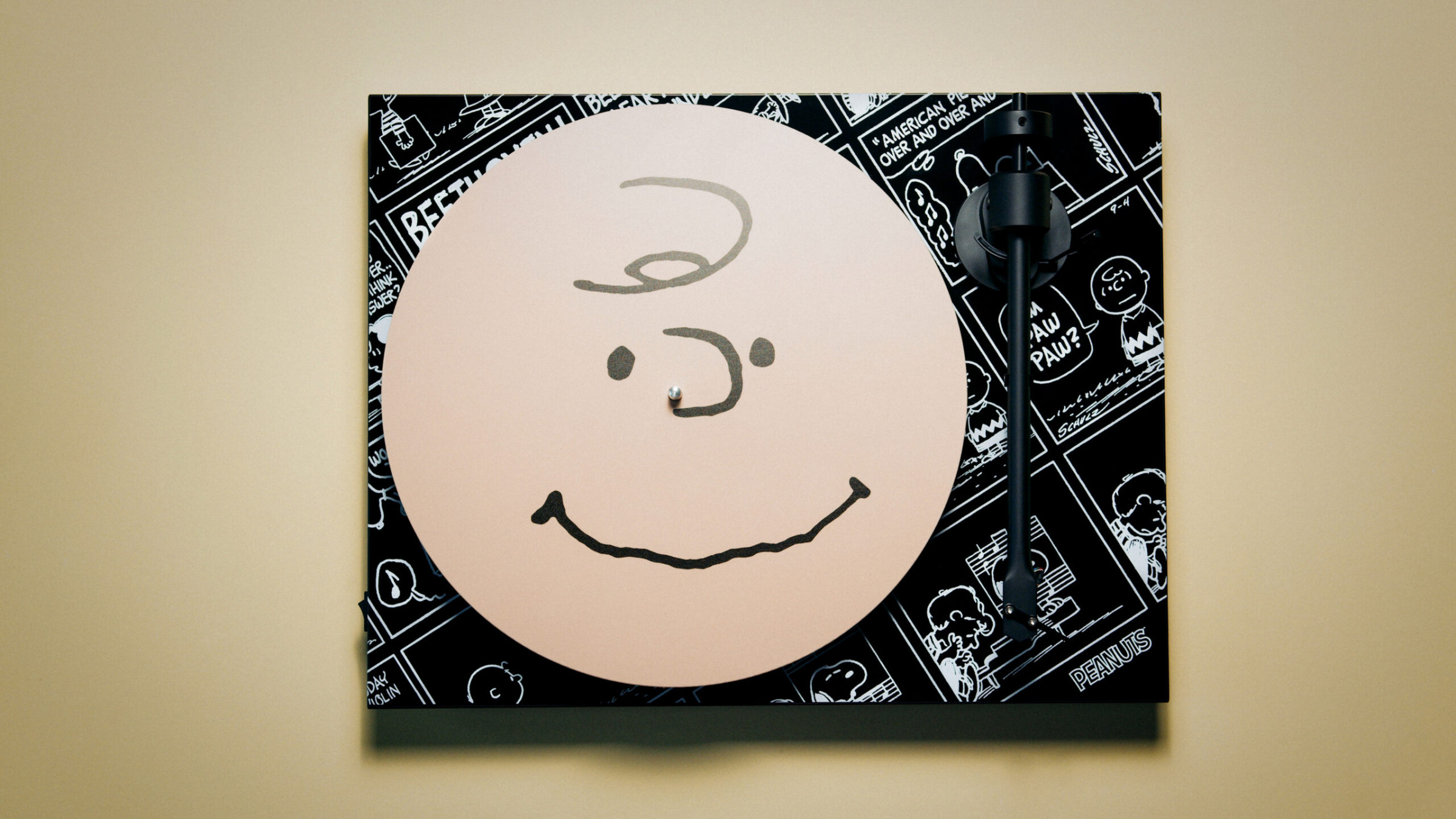 Auditorium Pro-Ject Peanuts Special Edition Plattenspieler mit OM 10 209524 - 3