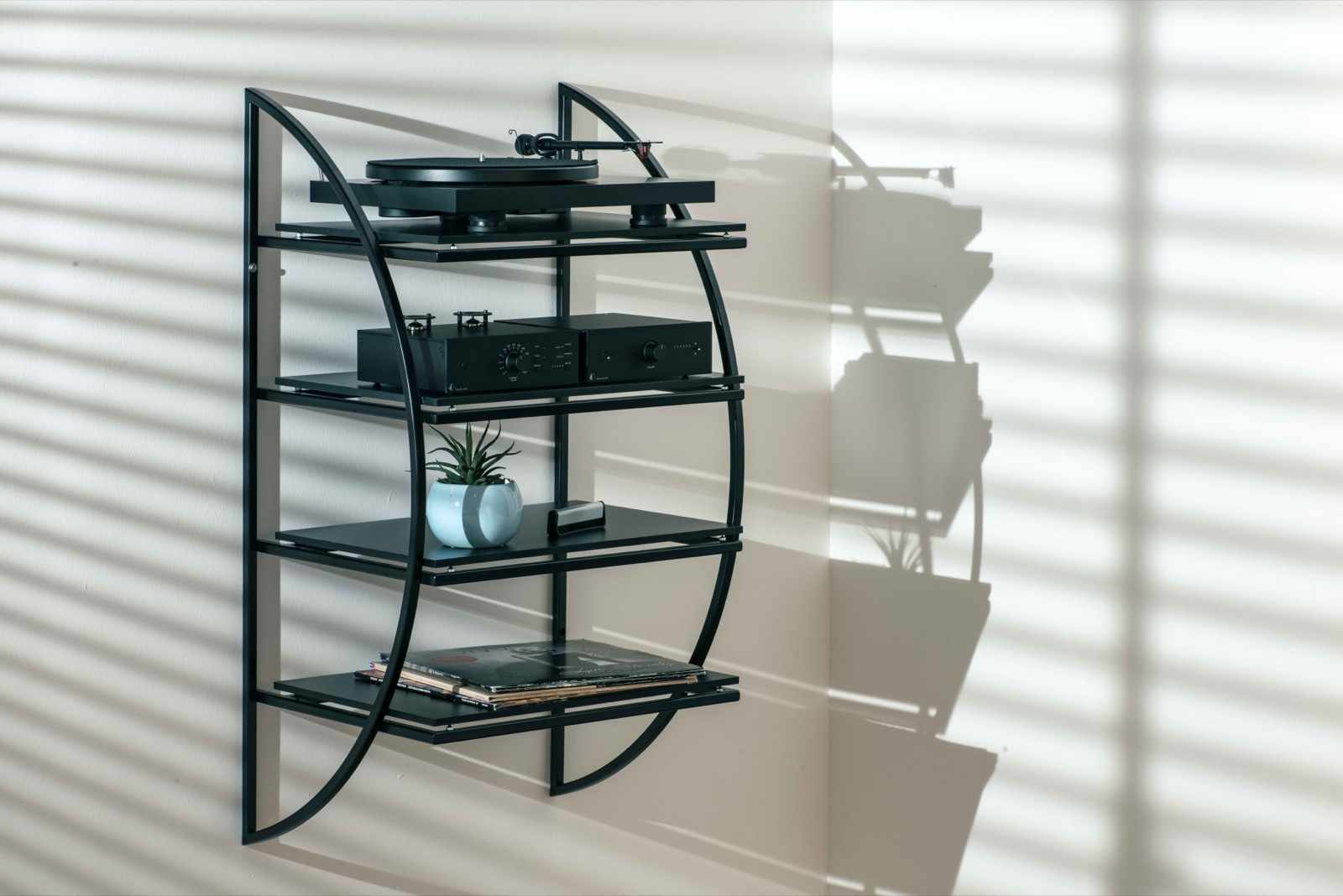 Auditorium Pro-Ject WMI Rack 5/4  200815 - 3