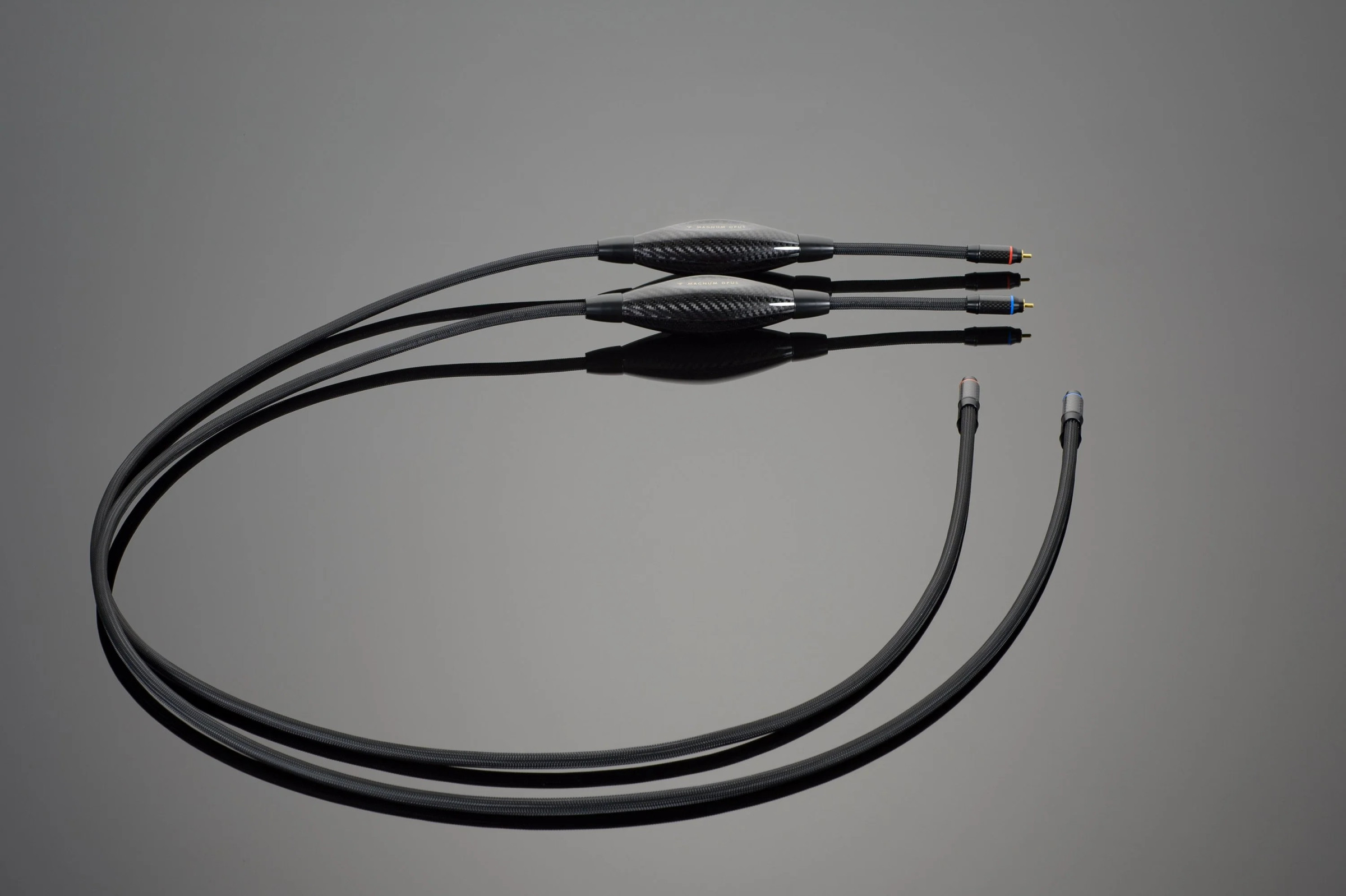 Auditorium Transparent Cable MAGNUM OPUS RCA Interconnect 280709 - 1