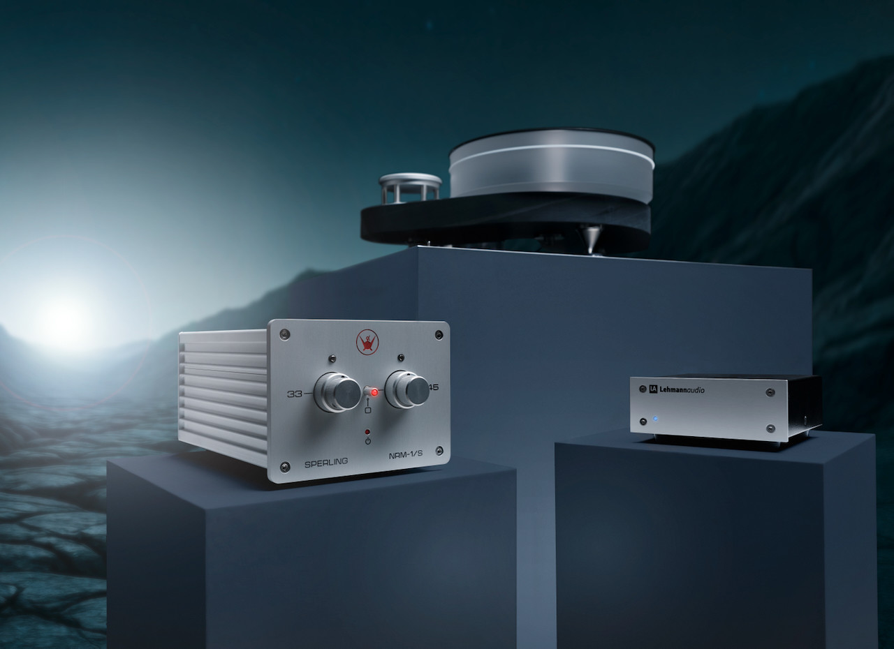 Auditorium Auditorium Auftakt Schiefer Vinyl Bundle mit Nagaoka Vinyl Care Set 212933 - 1 Auditorium Auditorium Auftakt Schiefer Vinyl Bundle mit Nagaoka Vinyl Care Set 212933 - 1