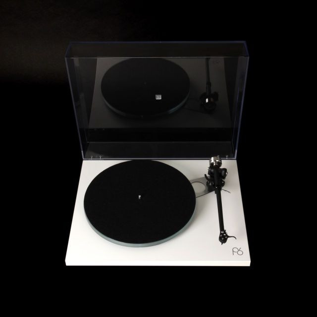 Auditorium Rega Planar 6 mit NEO PSU, Tonarm RB 330 & Tonabnehmer Ania 299685 - 5