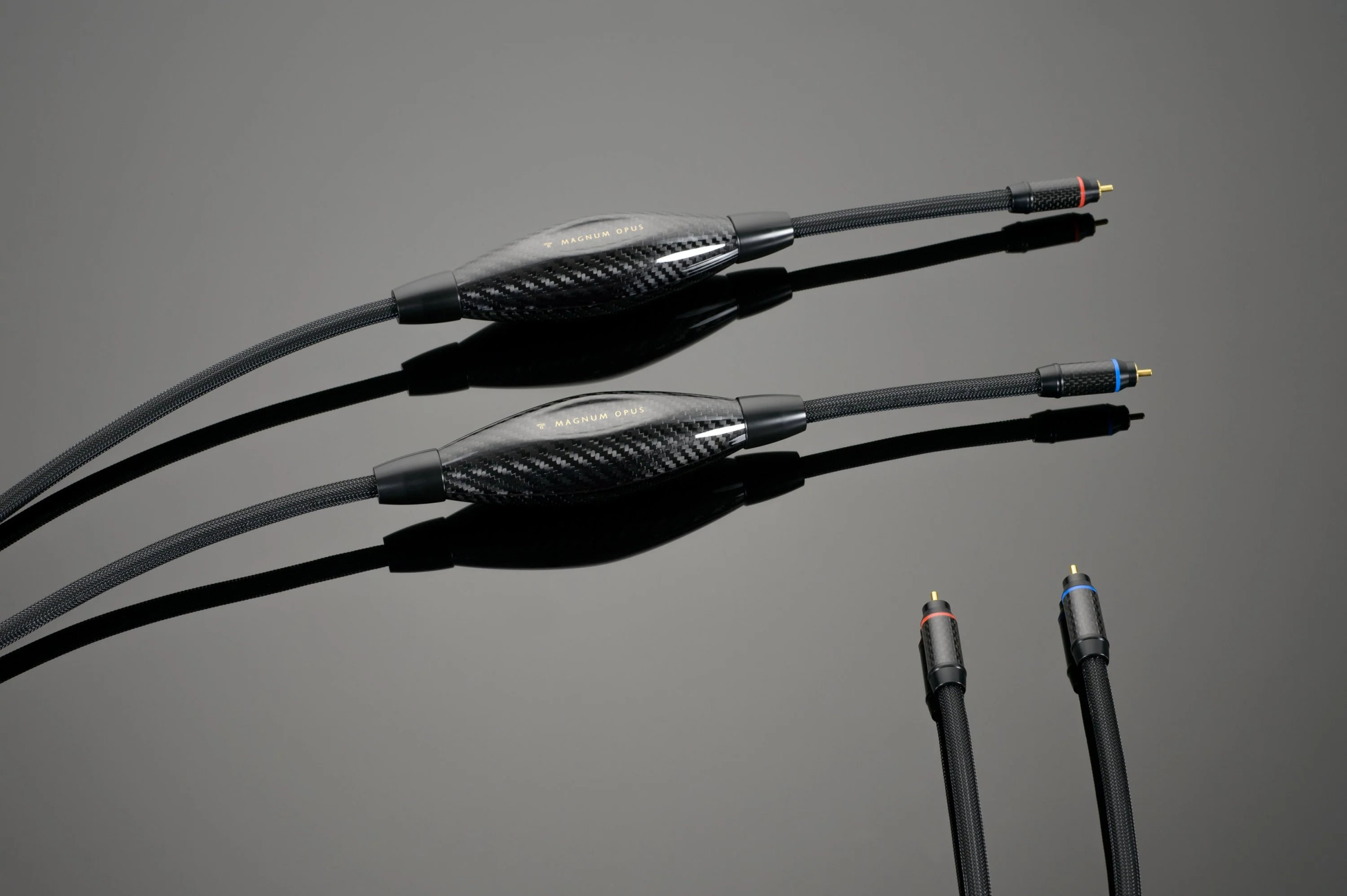 Auditorium Transparent Cable MAGNUM OPUS RCA Interconnect 280709 - 3