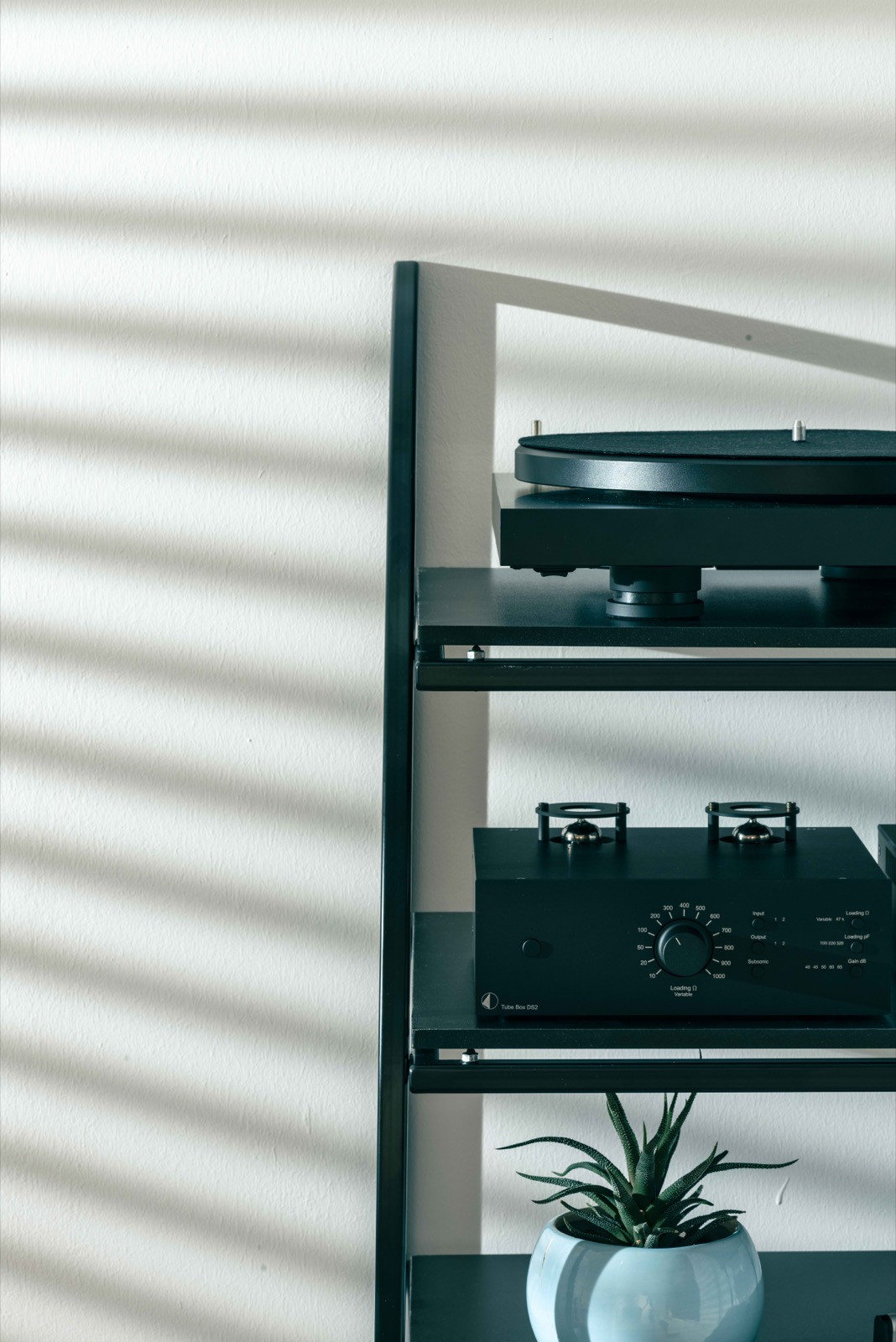 Auditorium Pro-Ject WMI Rack 5/4  200815 - 2